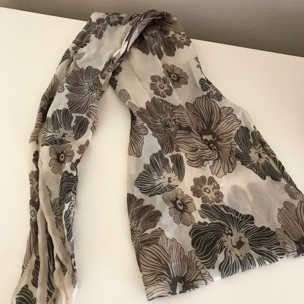 Hibiscus Cotton Scarf